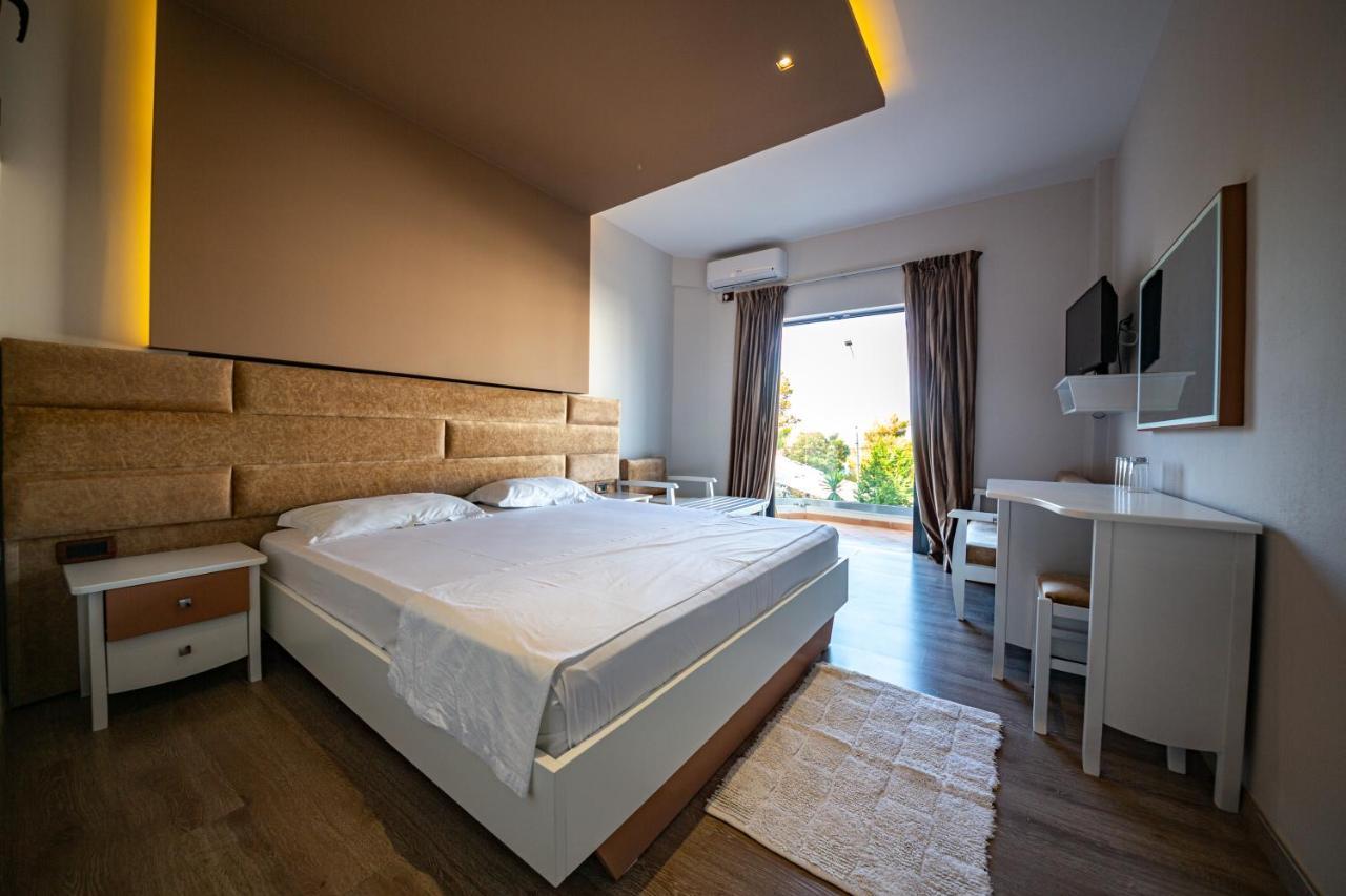סרנדה New Heaven Hotel מראה חיצוני תמונה