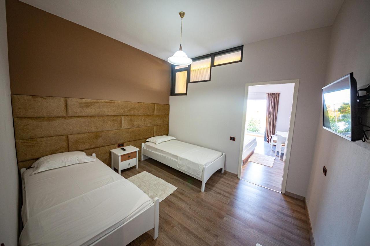 סרנדה New Heaven Hotel מראה חיצוני תמונה
