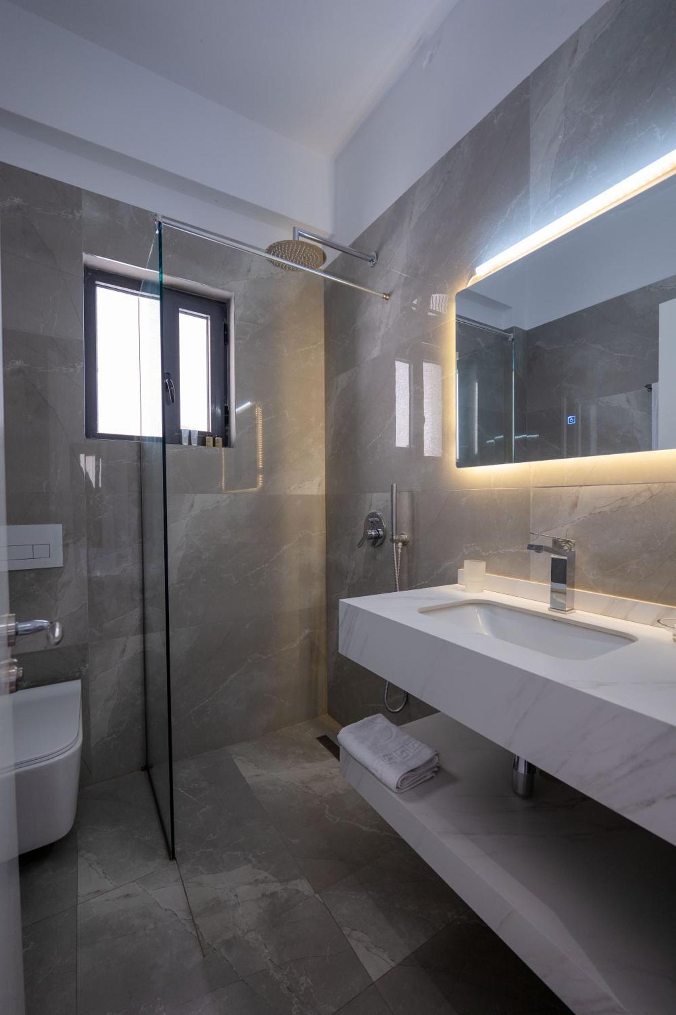 סרנדה New Heaven Hotel מראה חיצוני תמונה